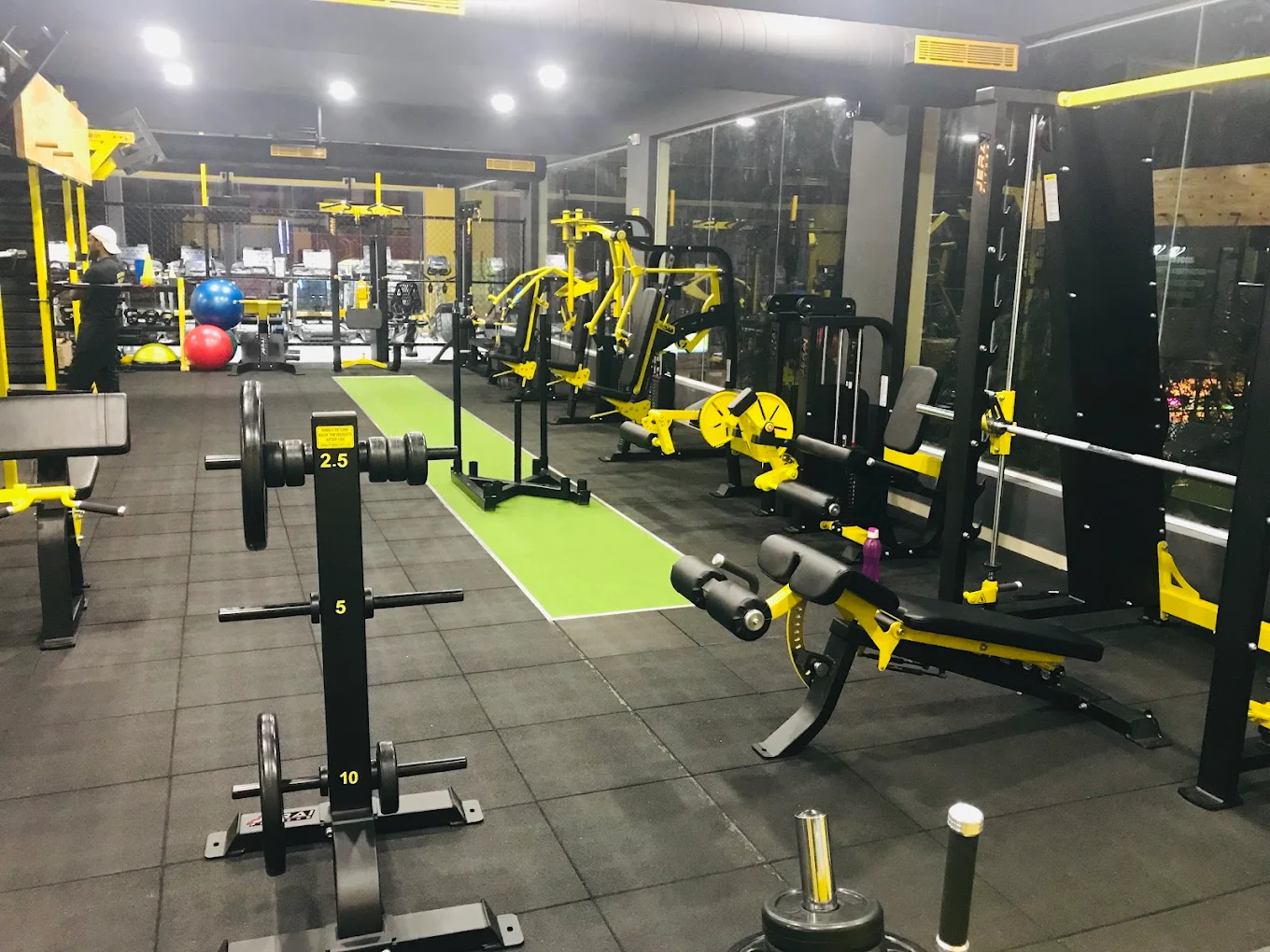 Goldkraft Gym Interior 4